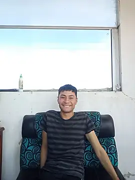 Snapshot of 1418edwar chatting on November 2025 05:34:01 PM 1418edwar online show from November 2025 05:34:01 PM