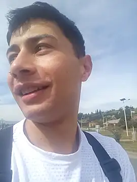 Snapshot of 1418edwar chatting on November 2025 01:44:02 PM 1418edwar online show from November 2025 01:44:02 PM