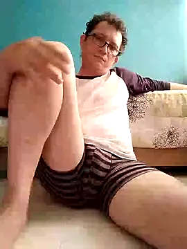 Bombi22 online show from January 2025 03:23:01 PM