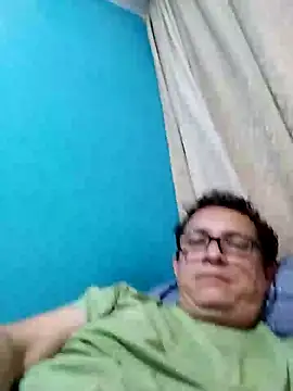 Bombi22 online show from January 2025 04:57:02 AM