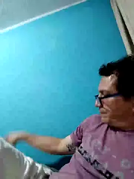 Bombi22 online show from January 2025 04:49:01 AM