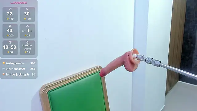 Snapshot of violett_collins_ chatting on January 2025 01:53:02 AM violett collins online show from January 2025 01:53:02 AM