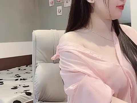 Snapshot of Eva-Public chatting on February 2025 03:59:02 PM Eva-Public online show from February 2025 03:59:02 PM