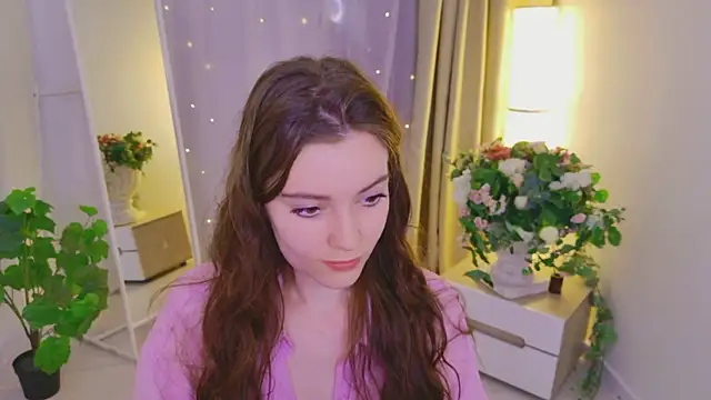 Lana  Cute  online show from June 2026 02:34:01 PM
