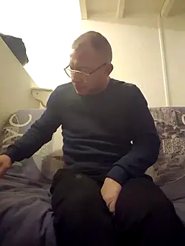 jourdinio13 online show from January 2025 10:02:01 PM