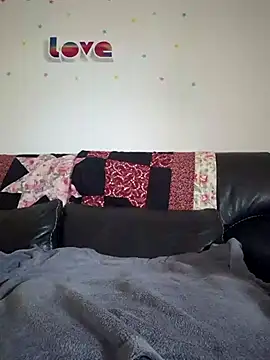 jourdinio13 online show from March 2025 12:06:02 PM