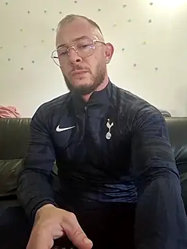 jourdinio13 online show from November 2025 12:11:02 PM