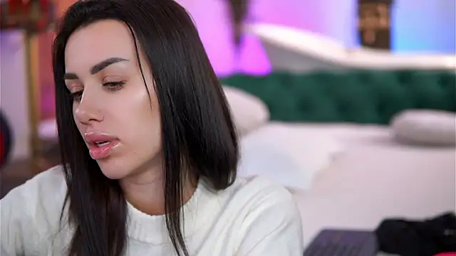 Jenna Day online show from February 2026 08:35:01 AM