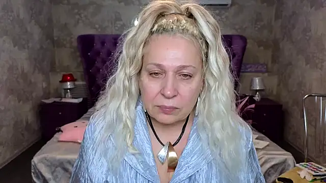 Penelope Pinky online show from January 2025 08:04:01 PM