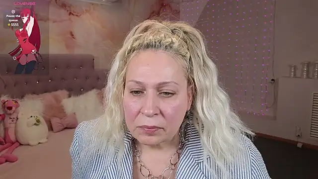 Penelope Pinky online show from February 2025 02:26:01 PM