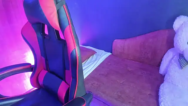 milufontier online show from April 2026 02:58:01 AM