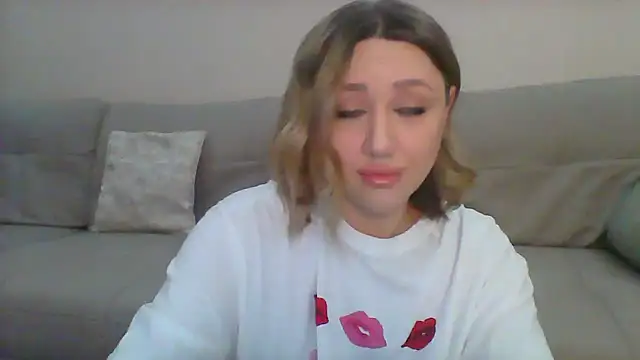 VickyLove047 online show from March 2025 03:43:01 AM