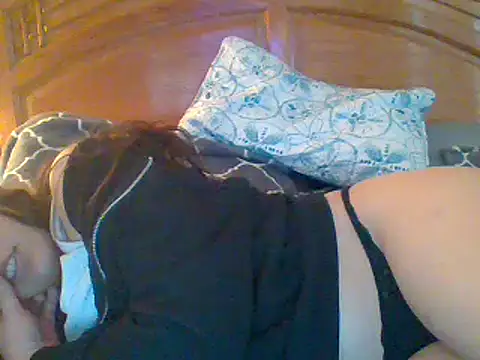 Snapshot of tendertormentt chatting on February 2025 10:31:01 PM tendertormentt online show from February 2025 10:31:01 PM