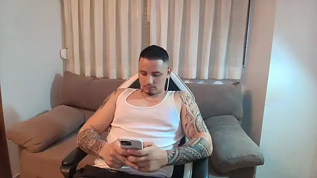 Snapshot of Geishastudios chatting on January 2026 06:12:02 PM Geishastudios online show from January 2026 06:12:02 PM