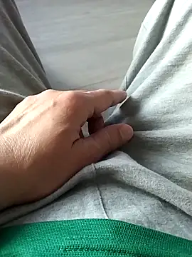 Snapshot of Dannydy2015 chatting on January 2025 01:39:02 AM Dannydy2015 online show from January 2025 01:39:02 AM