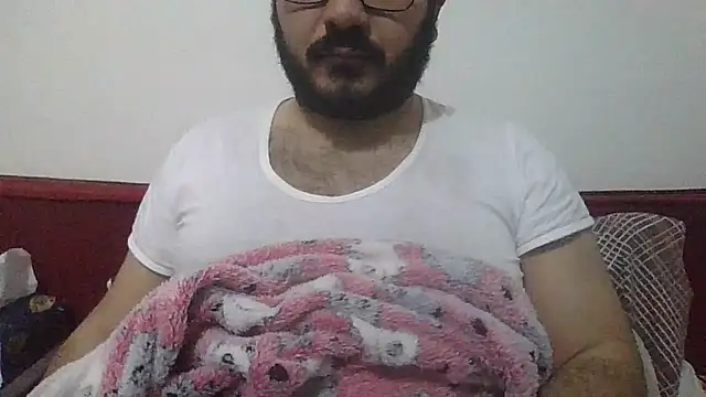 UrfavSlaveBitch online show from March 2026 04:33:01 PM