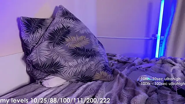  xxtina online show from February 2026 11:20:01 AM