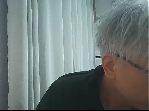 leoUSIR online show from March 2026 07:11:01 PM