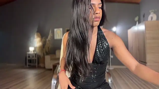 leila seasiren online show from July 2026 03:23:01 AM