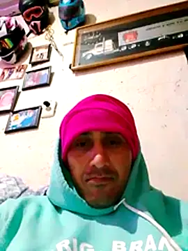 Snapshot of NewBe9D9 chatting on November 2025 10:56:02 AM NewBe9D9 online show from November 2025 10:56:02 AM