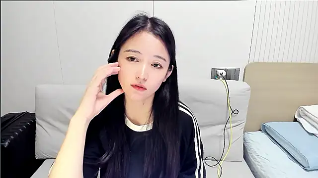 Snapshot of CN-Babycat chatting on September 2025 06:07:02 AM CN-Babycat online show from September 2025 06:07:02 AM