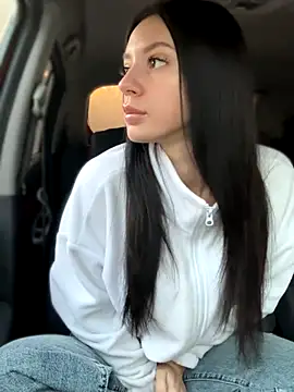 JulliaVegas online show from October 2025 01:15:01 AM