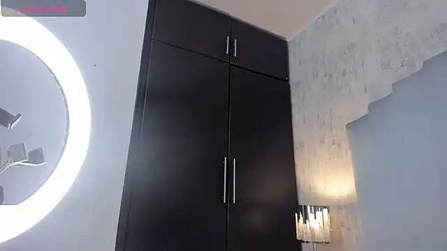 Snapshot of CharlotteDupontt chatting on March 2025 01:40:01 PM CharlotteDupontt online show from March 2025 01:40:01 PM