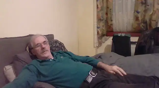 Snapshot of farock chatting on March 2025 05:05:01 PM farock online show from March 2025 05:05:01 PM