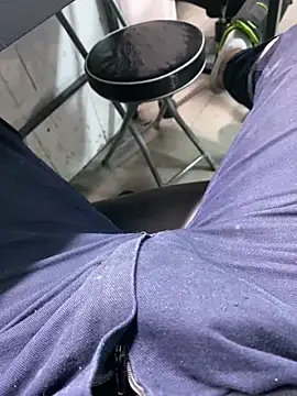 Snapshot of Sert_Lolitx chatting on January 2025 07:50:02 PM Sert Lolitx online show from January 2025 07:50:02 PM