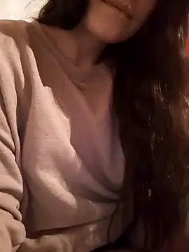 Eleni Pappa online show from February 2025 05:28:01 PM