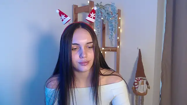 IrinaShayk18 online show from December 2024 11:26:01 AM