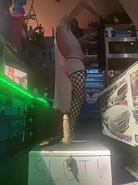 kinkycdslutsv online show from January 2025 04:24:01 PM