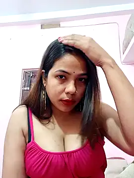 Hot-shot99 online show from February 2025 03:28:02 PM