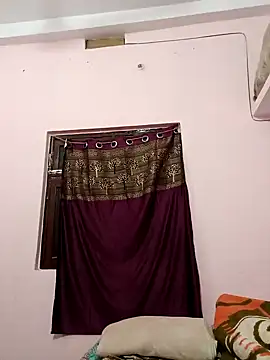 Hot-shot99 online show from February 2025 03:27:02 PM