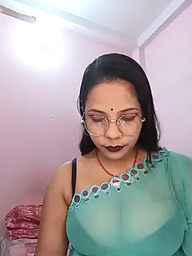 Hot-shot99 online show from November 2025 04:29:01 PM