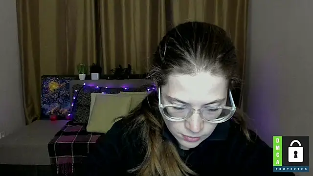 Alicia redfollow online show from September 2025 05:29:02 PM