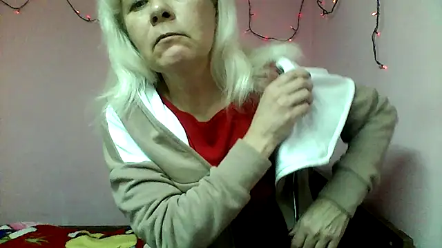 sakura blonde online show from March 2026 07:16:02 PM