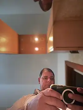 SecretlyDD online show from February 2026 08:20:01 AM