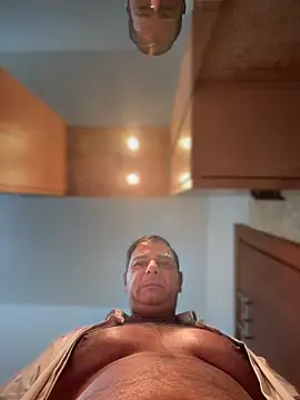 SecretlyDD online show from February 2026 04:54:02 PM