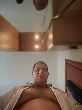 SecretlyDD online show from February 2026 08:21:02 AM