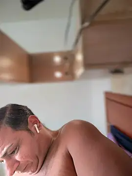 SecretlyDD online show from February 2026 09:50:01 AM