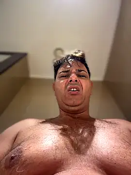 SecretlyDD online show from February 2026 04:24:02 AM