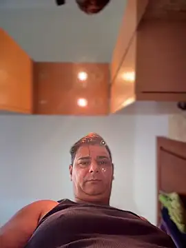 SecretlyDD online show from April 2026 01:52:01 PM