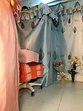 Snapshot of Lucy_limon chatting on March 2025 11:39:02 PM Lucy limon online show from March 2025 11:39:02 PM