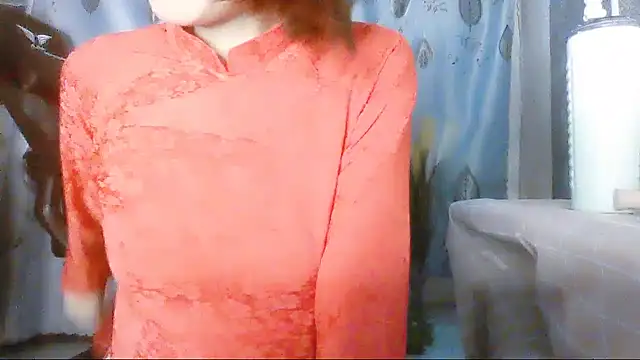 Snapshot of Lucy_limon chatting on September 2025 11:04:02 PM Lucy limon online show from September 2025 11:04:02 PM