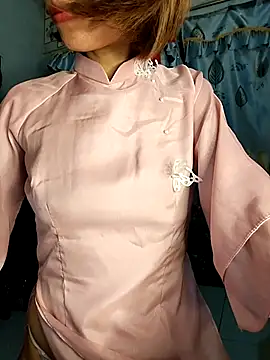 Snapshot of Lucy_limon chatting on September 2025 10:00:01 PM Lucy limon online show from September 2025 10:00:01 PM