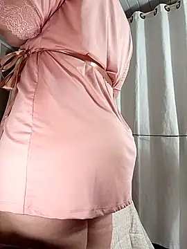 Snapshot of pAuLa_- chatting on February 2025 12:24:01 PM pAuLa - online show from February 2025 12:24:01 PM