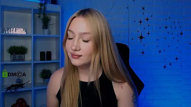 playful sophie online show from May 2026 07:21:01 PM