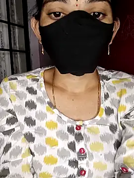 Snapshot of Telugu_Cute_Angel chatting on November 2025 04:40:02 PM Telugu Cute Angel online show from November 2025 04:40:02 PM