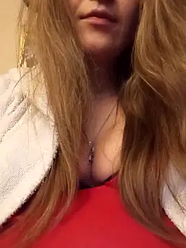 KattyLuuu online show from February 2026 07:43:02 PM